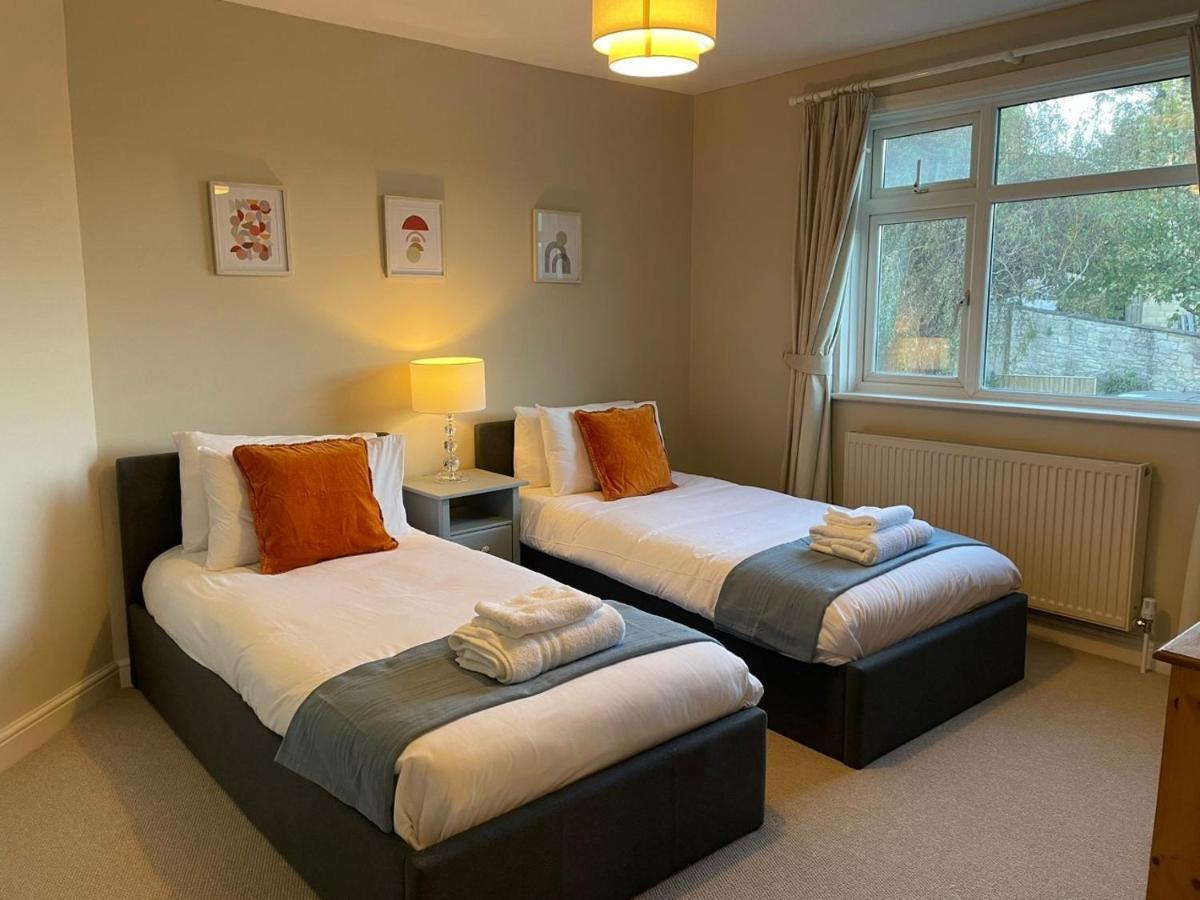 באת' No 12 - Stylish & Homely 3 Bed With Parking Close To City Centre מראה חיצוני תמונה